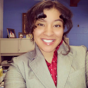 Meet your Posher, Isaura